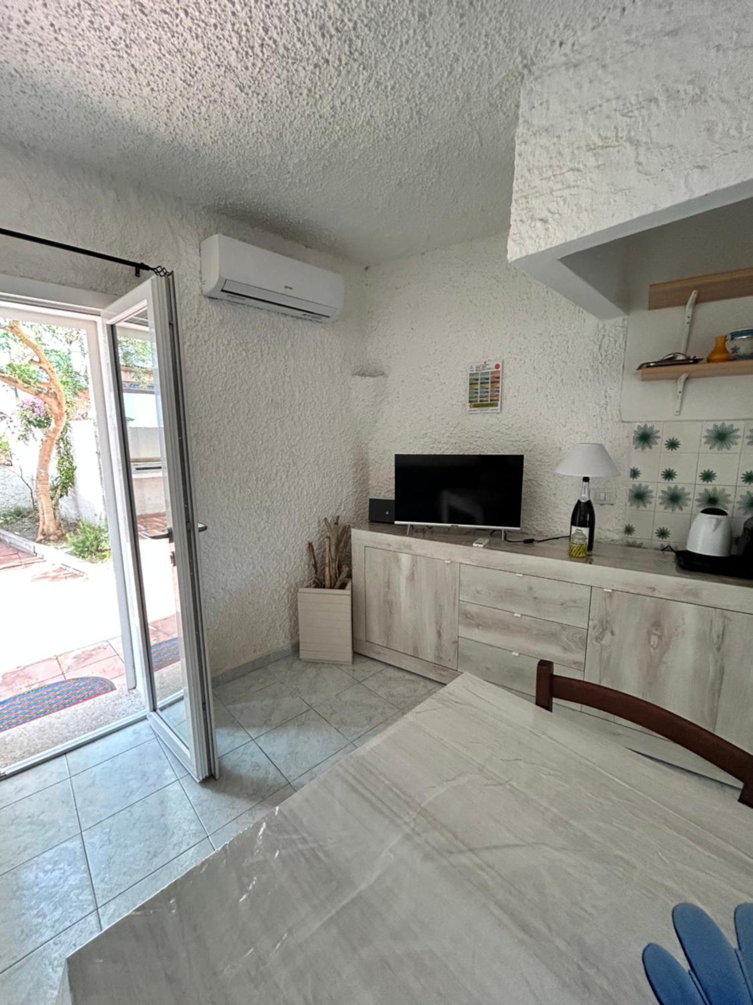 Apartment Li Pintaderi Isola Rossa